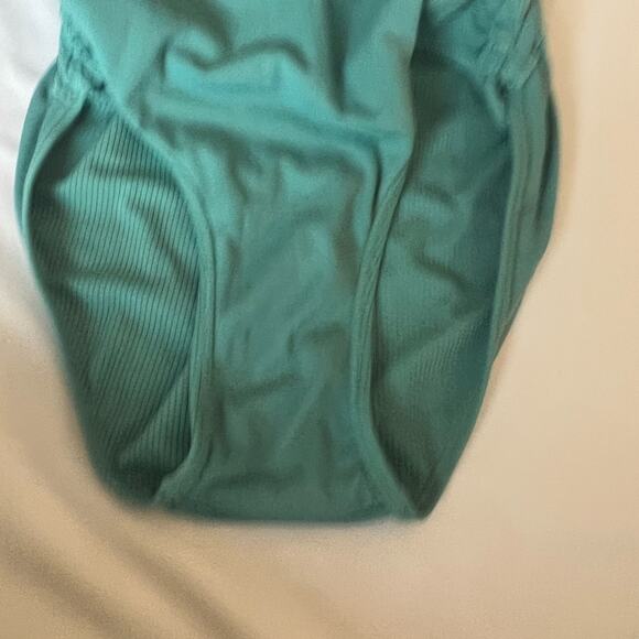 Time & Tru swimsuit NWOT - Picture 3 of 16